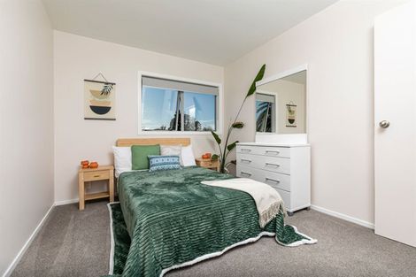 Photo of property in 6/103 Swanson Road, Henderson, Auckland, 0610