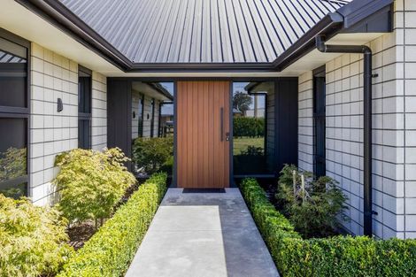 Photo of property in 405 Ketemarae Road, Normanby, Hawera, 4675