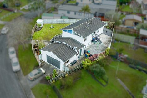 Photo of property in 3 Foyle Place, Glendene, Auckland, 0602