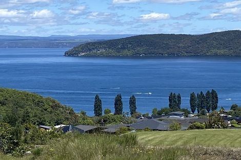 Photo of property in 19 Locheagles Rise, Kinloch, Taupo, 3377