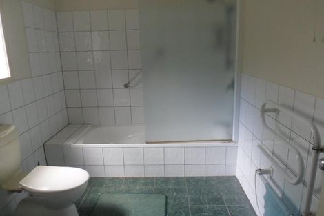 Photo of property in 89 Seatoun Heights Road, Seatoun, Wellington, 6022