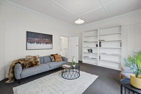 Photo of property in 155 Victoria Road, Saint Clair, Dunedin, 9012