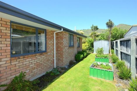 Photo of property in 6 Hamlet Lane, Heathcote Valley, Christchurch, 8022