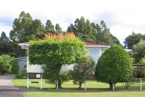 Photo of property in 214 Glengarry Road, Glen Eden, Auckland, 0602