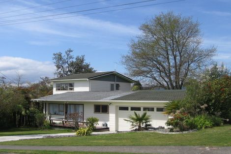 Photo of property in 16 Utuhina Road, Springfield, Rotorua, 3015