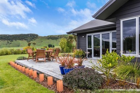 Photo of property in 21 Katelyn Place, Kinloch, Taupo, 3385