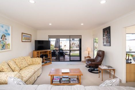 Photo of property in 24 The Esplanade, Westshore, Napier, 4110