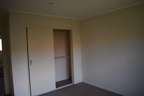 Photo of property in 9/43 Fruitvale Road, New Lynn, Auckland, 0600