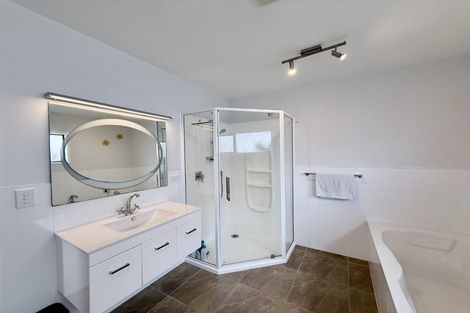 Photo of property in 157 Tui Glen Road, Haruru, 0204