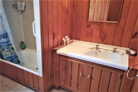 Photo of property in 32 Tenby Street, Moeraki, Palmerston, 9482