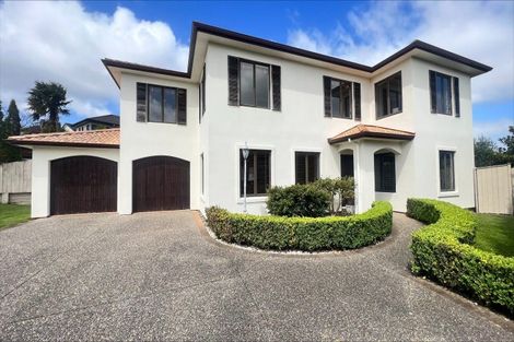 Photo of property in 11 Dunvegan Rise, East Tamaki Heights, Auckland, 2016