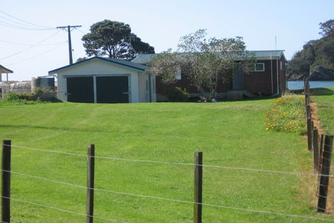 Photo of property in 874 Pataua South Road, Pataua South, Parua Bay, 0192