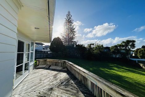 Photo of property in 156 Astley Avenue, New Lynn, Auckland, 0600