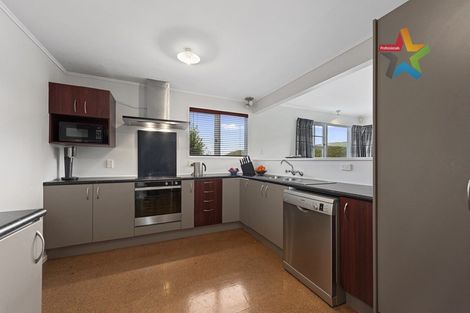 Photo of property in 63 Waipounamu Drive, Kelson, Lower Hutt, 5010