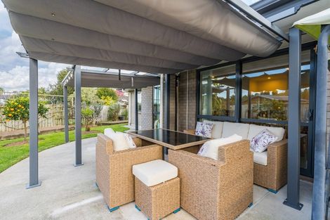 Photo of property in 54 Fairfax Crescent, Pyes Pa, Tauranga, 3112