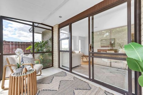 Photo of property in 1/48 Highland Park Drive, Highland Park, Auckland, 2010