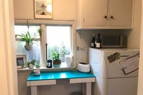 Photo of property in 8 Arnold Street, Sumner, Christchurch, 8081