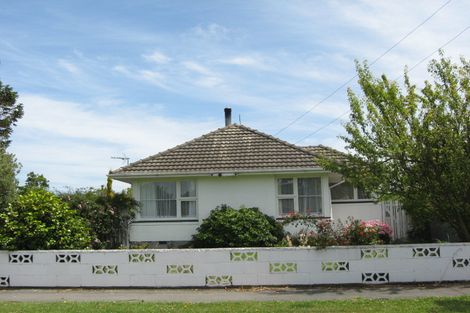 Photo of property in 27 Pembroke Street, Avondale, Christchurch, 8061