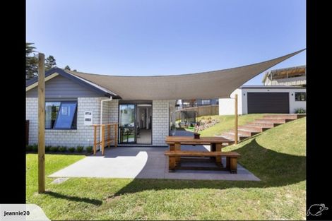 Photo of property in 10 Manuka Close, Mangawhai, 0505