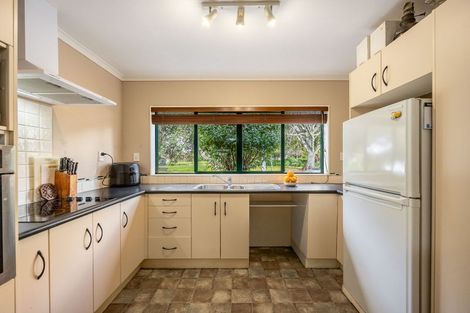Photo of property in 4 Craiburn Street, Ranui, Auckland, 0612