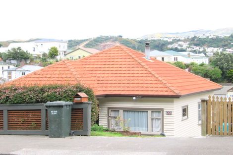 Photo of property in 106 Russell Terrace, Berhampore, Wellington, 6023