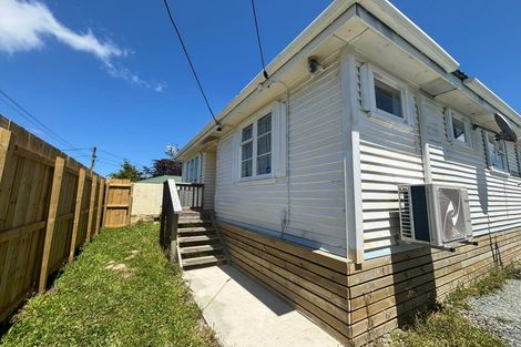 Photo of property in 19 Wellington Road, Wainuiomata, Lower Hutt, 5014