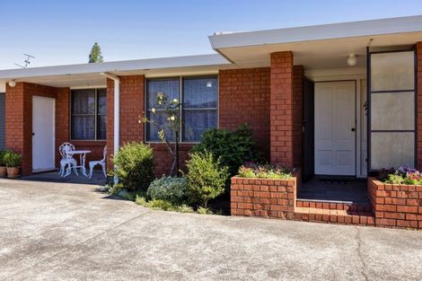 Photo of property in 7 Rewa Street, Inglewood, 4330
