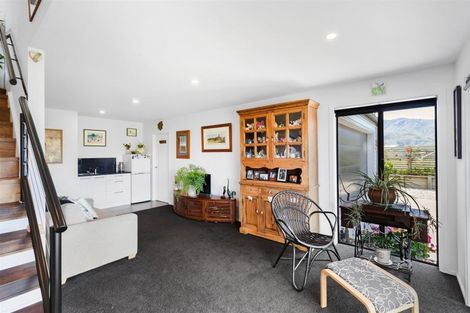 Photo of property in 7 Moraine Place, Lake Hawea, Wanaka, 9382