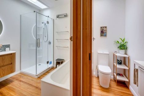 Photo of property in 10 North Terrace, Westshore, Napier, 4110