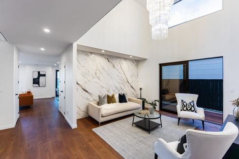 Photo of property in 218 Vaughans Road, Long Bay, Auckland, 0792