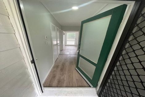 Photo of property in 9 Hamblyn Place, Ranui, Auckland, 0612