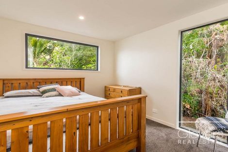 Photo of property in 789a Scenic Drive, Henderson Valley, Auckland, 0612