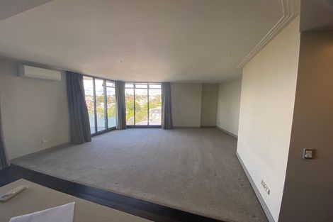 Photo of property in Cooks Apartments, Gg/24 James Cook Crescent, Remuera, Auckland, 1050
