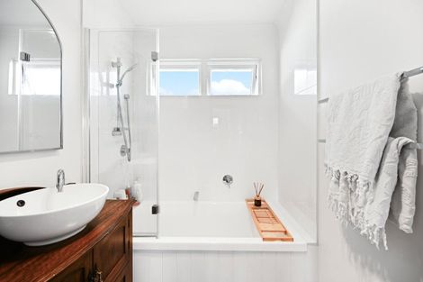 Photo of property in 36 Alderson Road, Fairview Downs, Hamilton, 3214