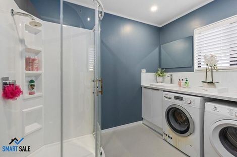 Photo of property in 19a Reid Road, New Lynn, Auckland, 0600