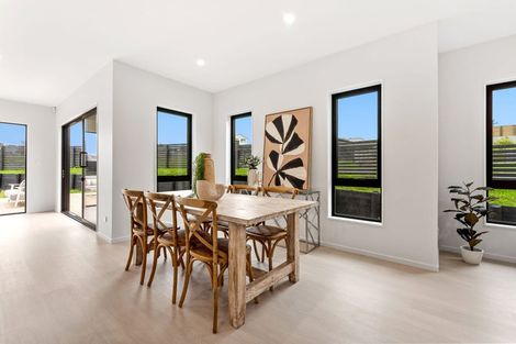 Photo of property in 35 Brigitte View, Snells Beach, 0920