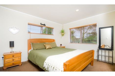 Photo of property in 43 Mcentee Road, Waitakere, Auckland, 0816