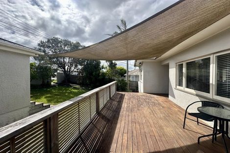 Photo of property in 2/26 Dallinghoe Crescent, Milford, Auckland, 0620