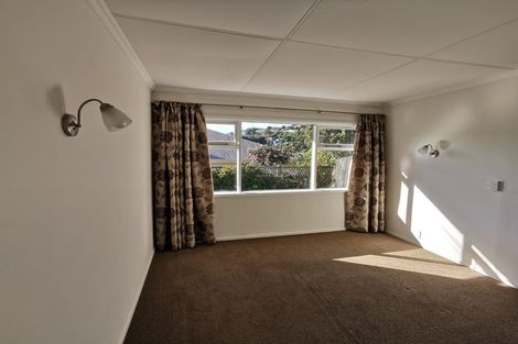Photo of property in 4a Thurleigh Grove, Karori, Wellington, 6012