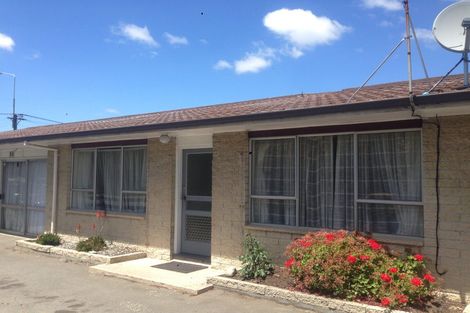 Photo of property in 2/39 Waimairi Road, Upper Riccarton, Christchurch, 8041