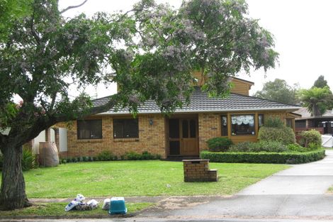 Photo of property in 8 Corolu Place, Conifer Grove, Takanini, 2112