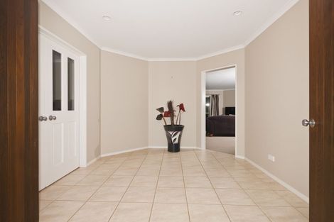 Photo of property in 8 Cairn Way, Te Kamo, Kamo, 0185