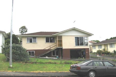 Photo of property in 21 Regency Place, Sunnynook, Auckland, 0632