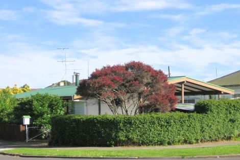 Photo of property in 15 Queens Road, Elgin, Gisborne, 4010