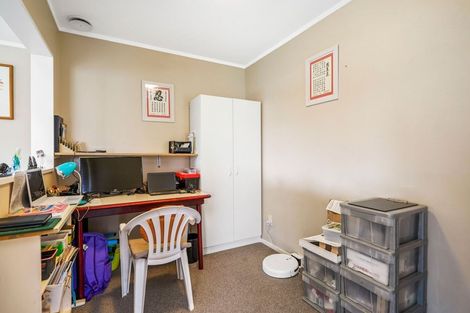 Photo of property in 17 Mews Place, Forest Lake, Hamilton, 3200