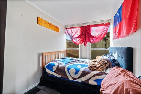 Photo of property in 23 Neems Place, Manurewa, Auckland, 2102