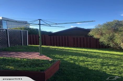 Photo of property in 26 Ashton Fitchett Drive, Brooklyn, Wellington, 6021