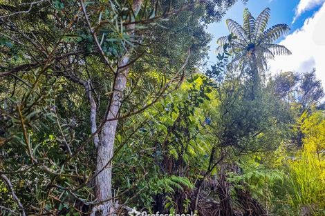 Photo of property in 60 Riverstone Drive, Riverstone Terraces, Upper Hutt, 5018