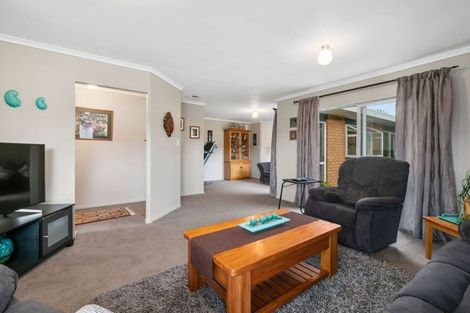 Photo of property in 4 Trinity Place, Albany, Auckland, 0632