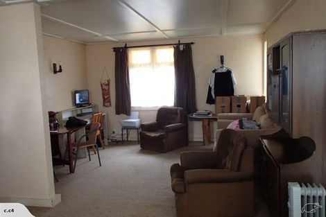 Photo of property in 43 Durie Street, Durie Hill, Whanganui, 4500